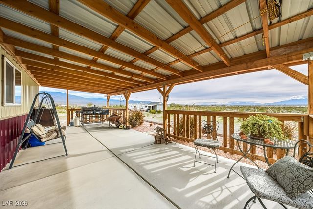 1661 West Duck Street, Pahrump, NV 89060