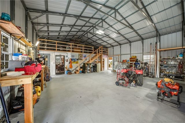 1661 West Duck Street, Pahrump, NV 89060