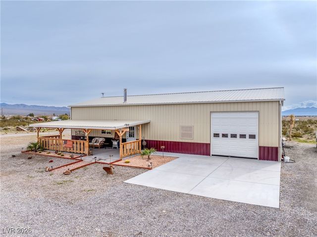 1661 West Duck Street, Pahrump, NV 89060