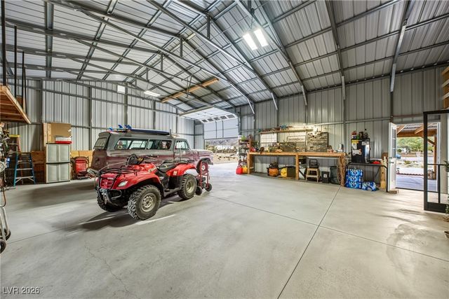 1661 West Duck Street, Pahrump, NV 89060