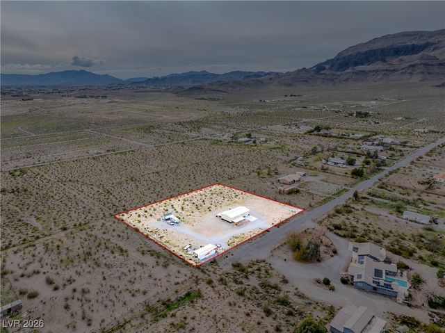 1661 West Duck Street, Pahrump, NV 89060