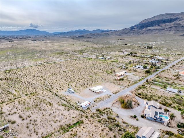 1661 West Duck Street, Pahrump, NV 89060