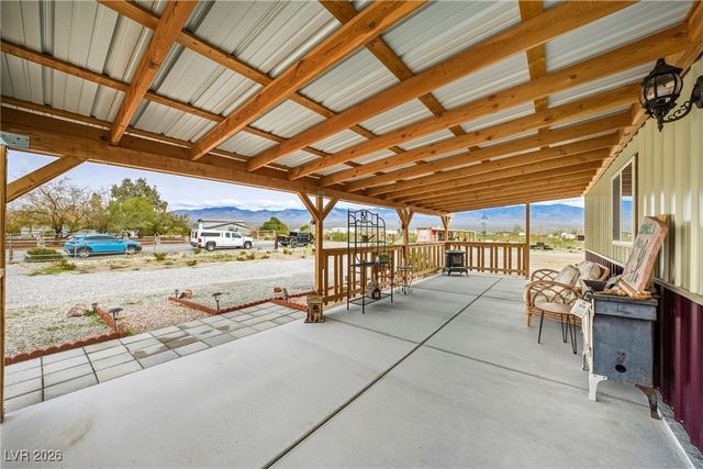 1661 West Duck Street, Pahrump, NV 89060