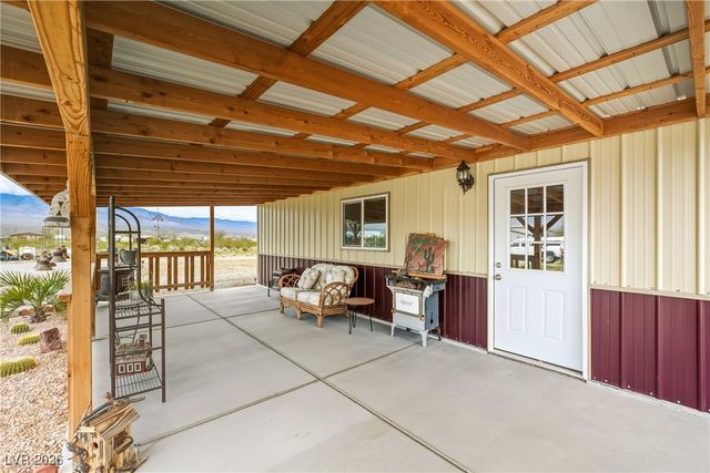 1661 West Duck Street, Pahrump, NV 89060