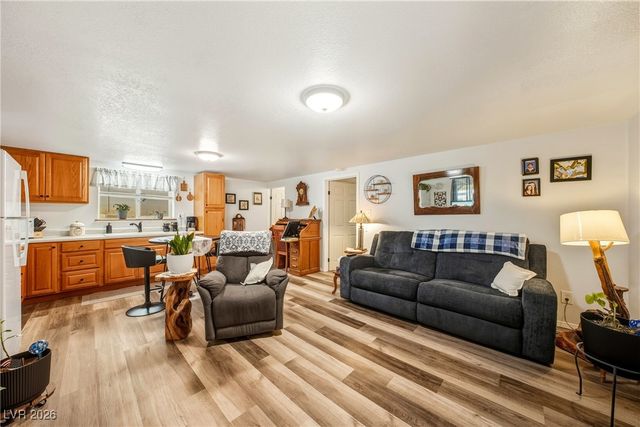 1661 West Duck Street, Pahrump, NV 89060