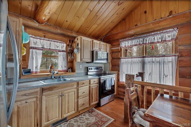 465 Barlow Road, Call Listing Agent, NY 12078