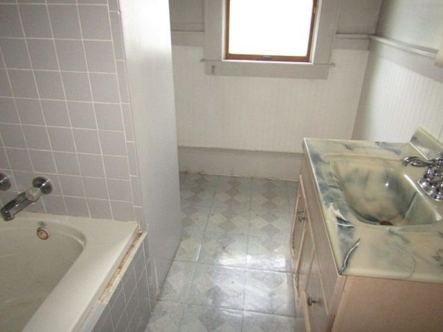 255 Duncan Ave, City Of Washington, PA 15301