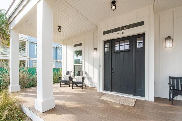 215 Laughter Lane, Port Aransas, TX 78373