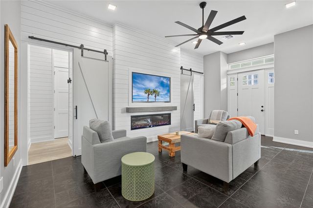215 Laughter Lane, Port Aransas, TX 78373