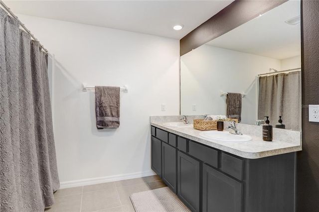 7929 SAIL CLOVER LANE, Zephyrhills, FL 33540