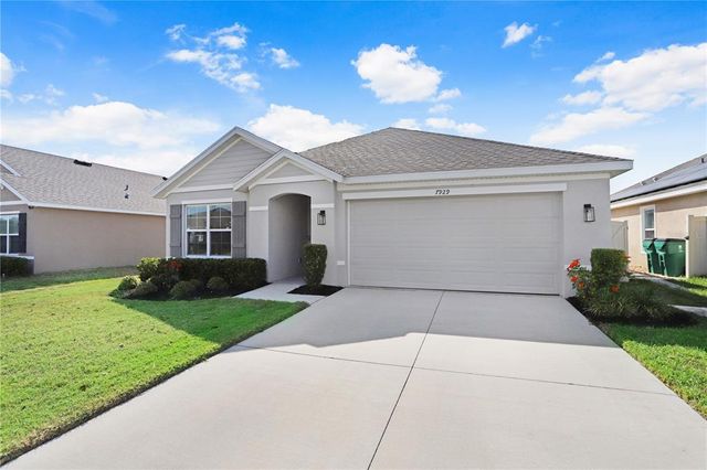7929 SAIL CLOVER LANE, Zephyrhills, FL 33540