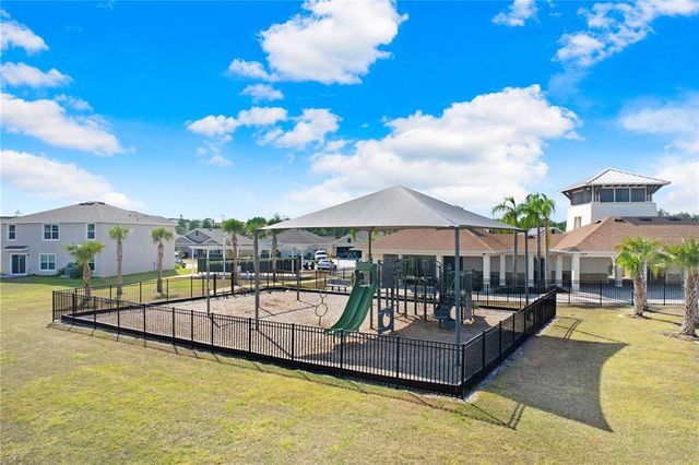7929 SAIL CLOVER LANE, Zephyrhills, FL 33540