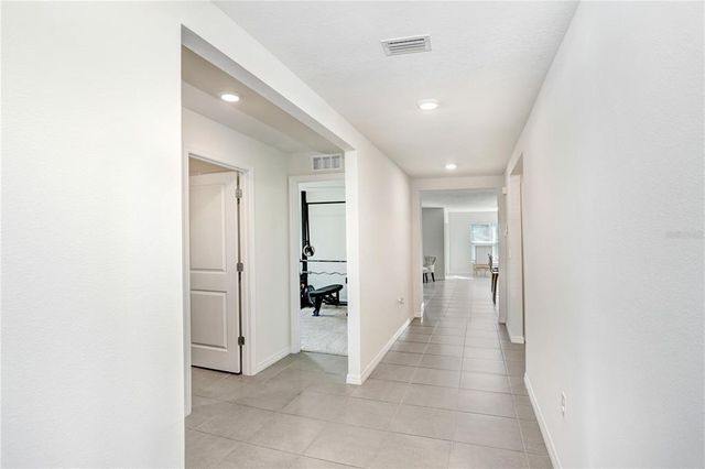 7929 SAIL CLOVER LANE, Zephyrhills, FL 33540