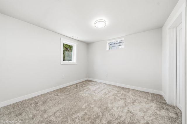 6211 N SUTHERLIN St, Spokane, WA 99205