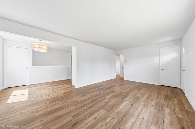 6211 N SUTHERLIN St, Spokane, WA 99205