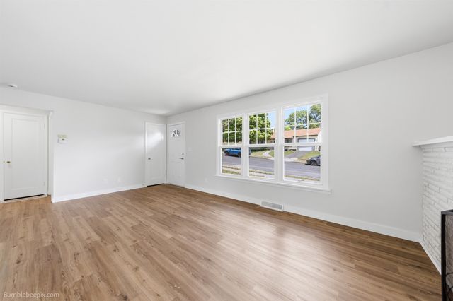 6211 N SUTHERLIN St, Spokane, WA 99205