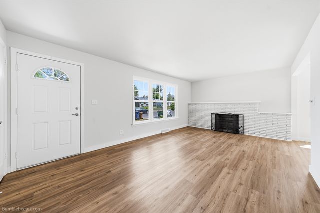 6211 N SUTHERLIN St, Spokane, WA 99205