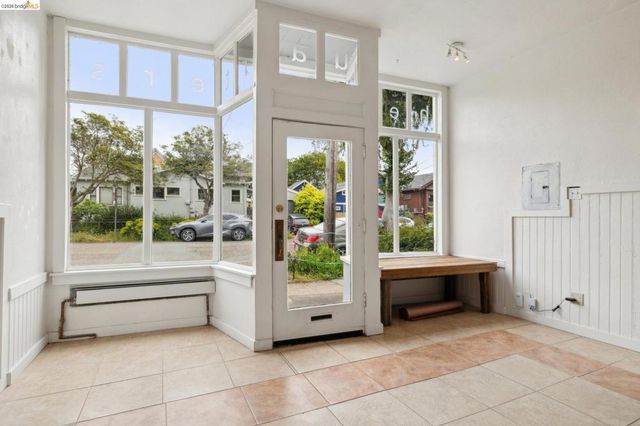 1718 Bancroft Way, Berkeley, CA 94703