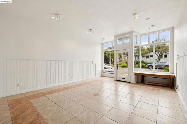 1718 Bancroft Way, Berkeley, CA 94703