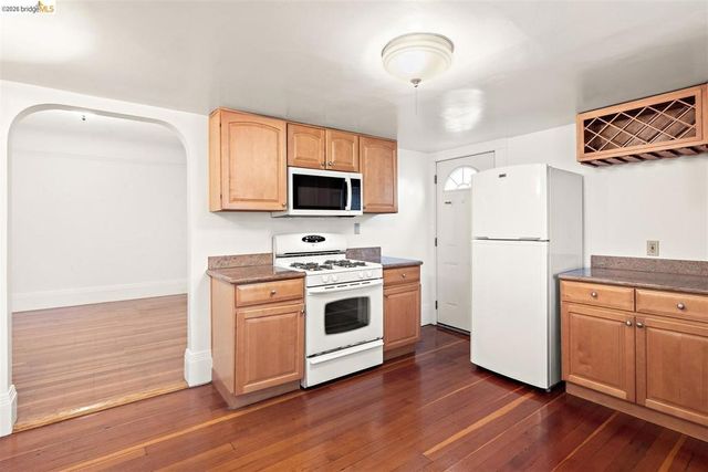 1718 Bancroft Way, Berkeley, CA 94703