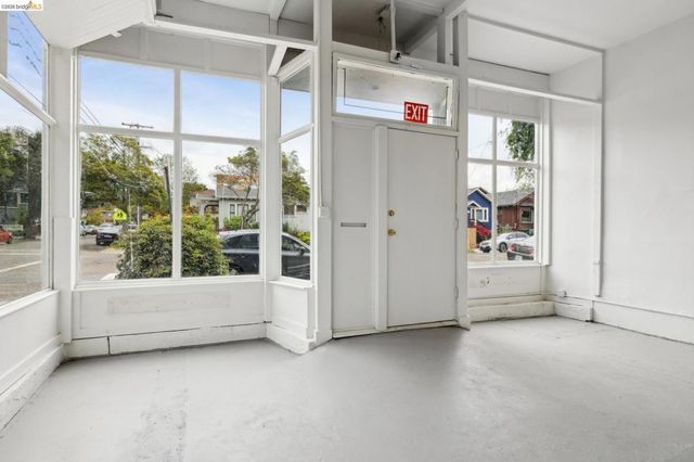 1718 Bancroft Way, Berkeley, CA 94703