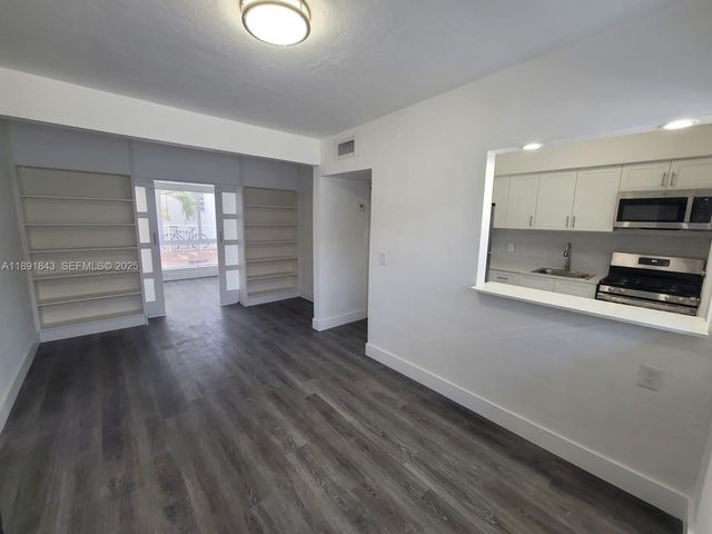 7435 Byron Avenue, Miami Beach, FL 33141
