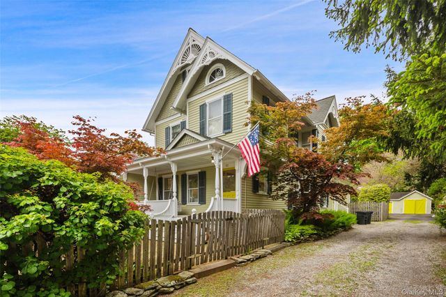 42 Mountain Avenue, Mount Kisco, NY 10549