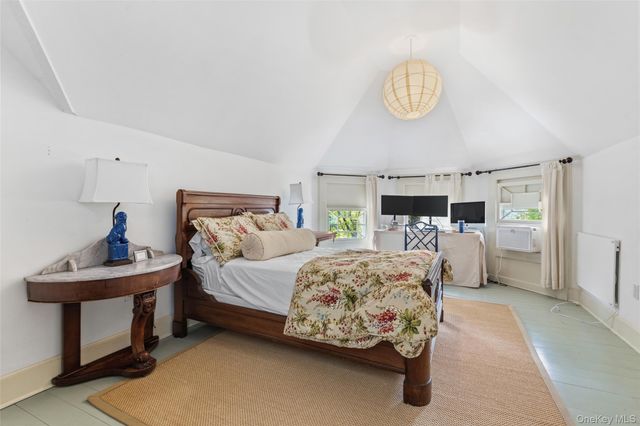 42 Mountain Avenue, Mount Kisco, NY 10549