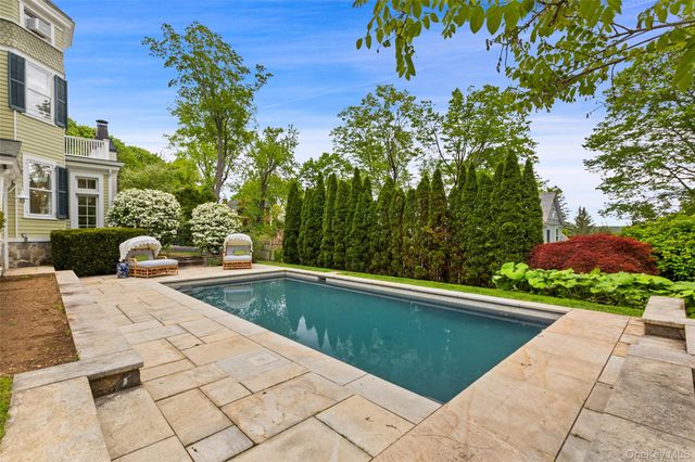 42 Mountain Avenue, Mount Kisco, NY 10549