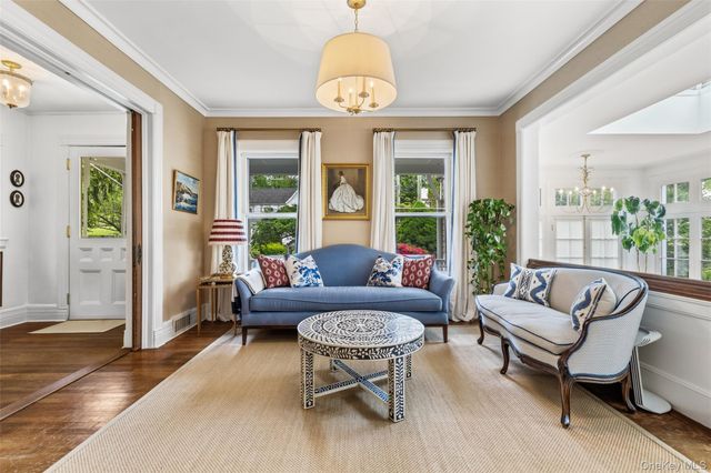 42 Mountain Avenue, Mount Kisco, NY 10549