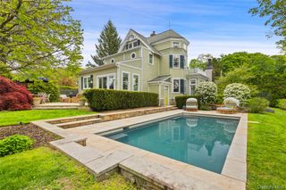 42 Mountain Avenue, Mount Kisco, NY 10549