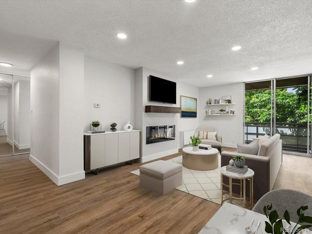 2500 S York St 204, Denver, CO 80210