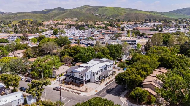 2821 Los Robles Road, Thousand Oaks, CA 91362