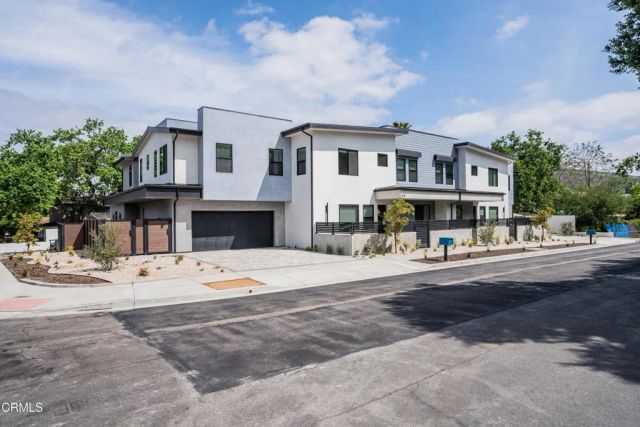 2821 Los Robles Road, Thousand Oaks, CA 91362
