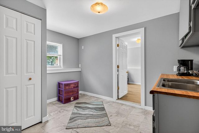 46 TRINITY AVE, Marlton, NJ 08053