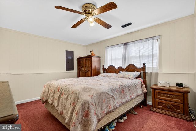 46 TRINITY AVE, Marlton, NJ 08053