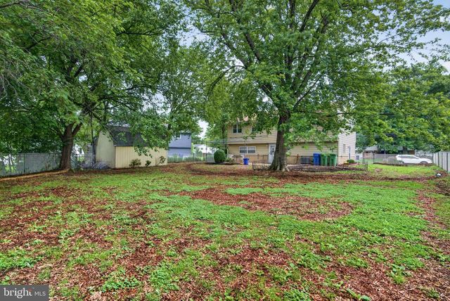 46 TRINITY AVE, Marlton, NJ 08053