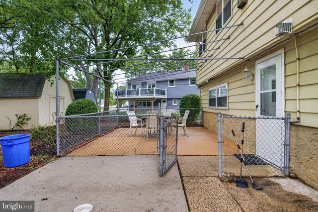 46 TRINITY AVE, Marlton, NJ 08053