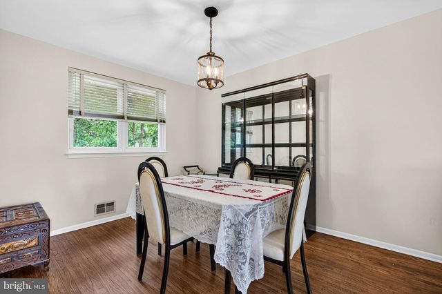 46 TRINITY AVE, Marlton, NJ 08053