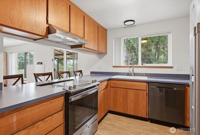 25813 117th Place SE, Kent, WA 98030