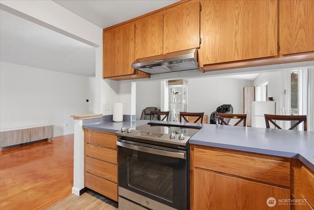 25813 117th Place SE, Kent, WA 98030