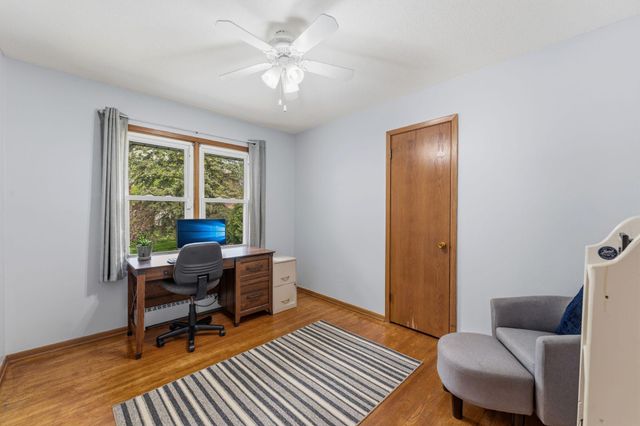 2905 Townview Avenue NE, Saint Anthony, MN 55418