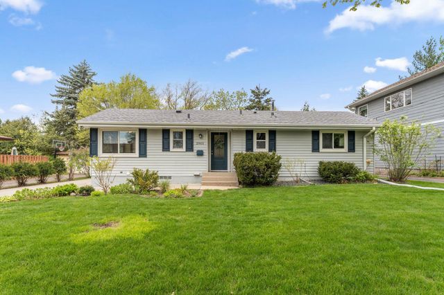 2905 Townview Avenue NE, Saint Anthony, MN 55418
