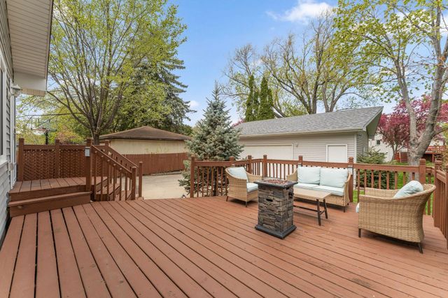 2905 Townview Avenue NE, Saint Anthony, MN 55418