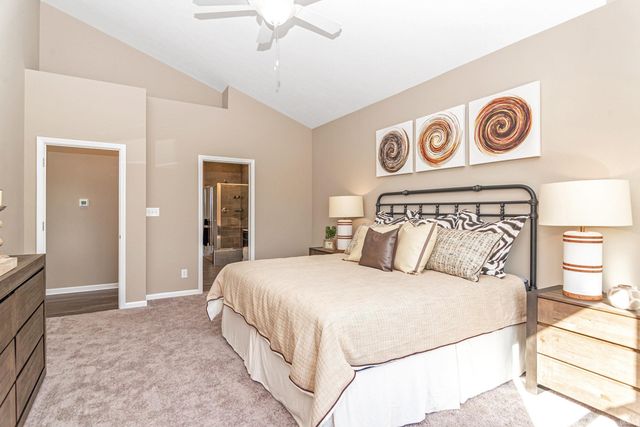 2057 Abbey Lane, Columbus, IN 47201