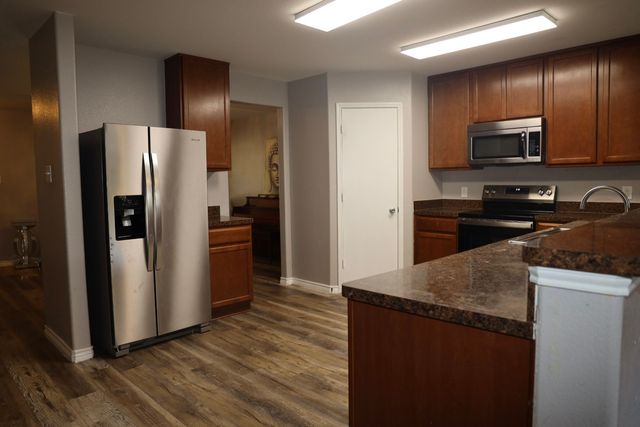 512 Tunnel Street, Cedar Hill, TX 75104
