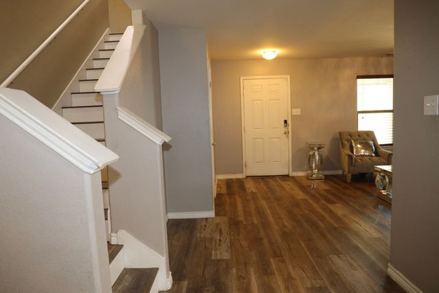 512 Tunnel Street, Cedar Hill, TX 75104
