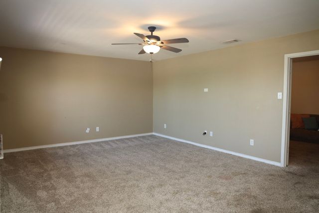 512 Tunnel Street, Cedar Hill, TX 75104