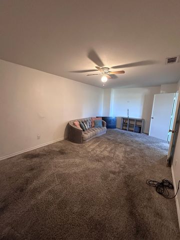 512 Tunnel Street, Cedar Hill, TX 75104