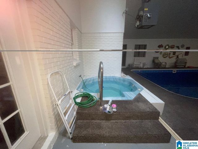 4904 HEATHERWOOD DRIVE, Tuscaloosa, AL 35405